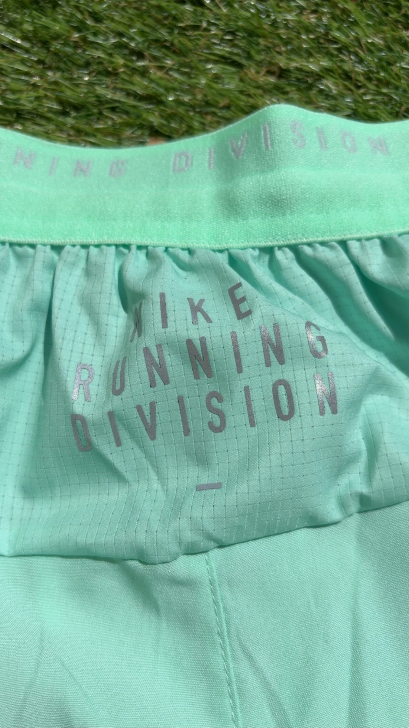 Short Nike Running Division Verde Tamanho L – photo 4